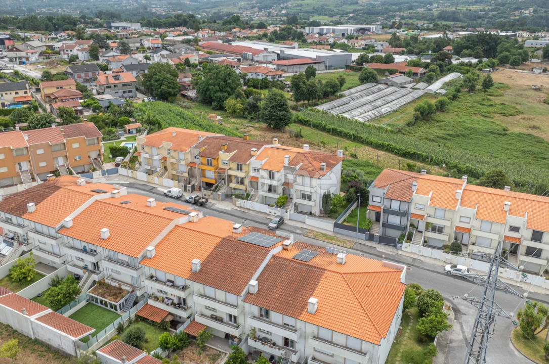 Moradia T3 para Venda em Amares e Figueiredo Foto 35