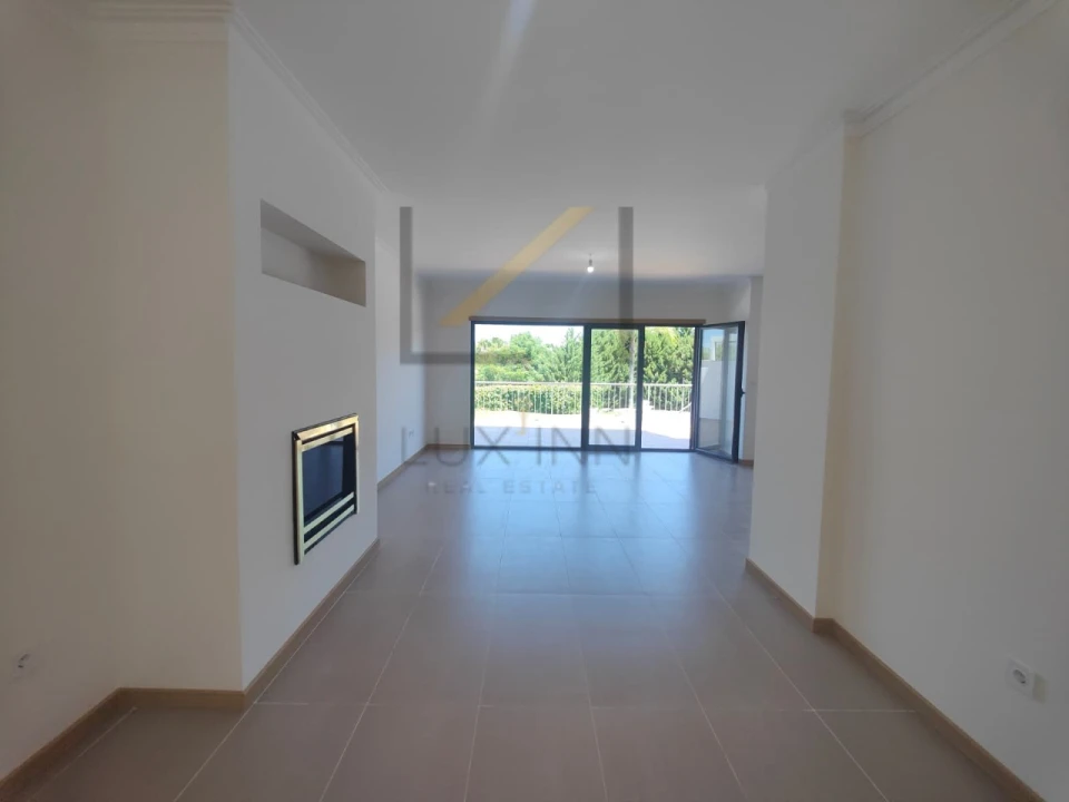 Moradia T3 para Venda em Guia Foto 13