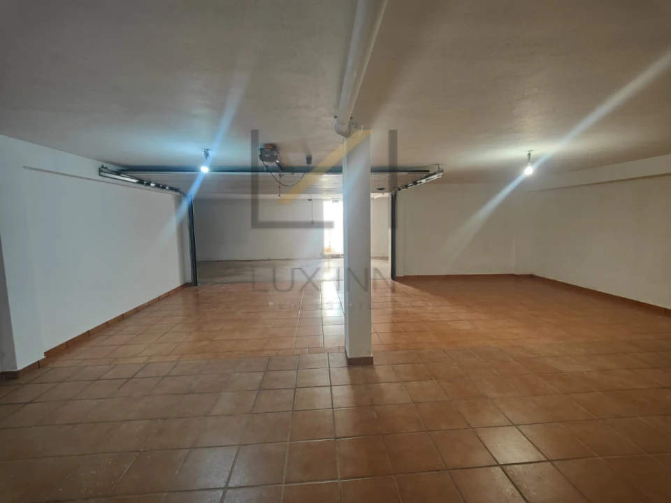 Moradia T3 para Venda em Guia Foto 36