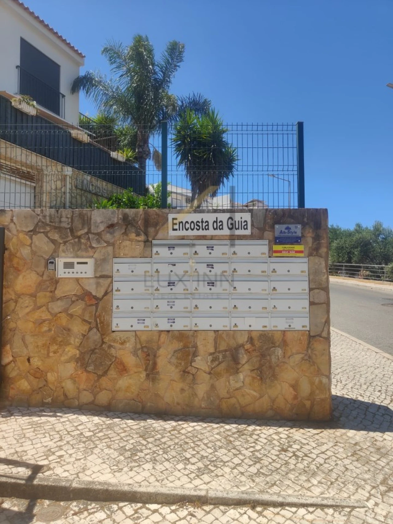 Moradia T3 para Venda em Guia Foto 4