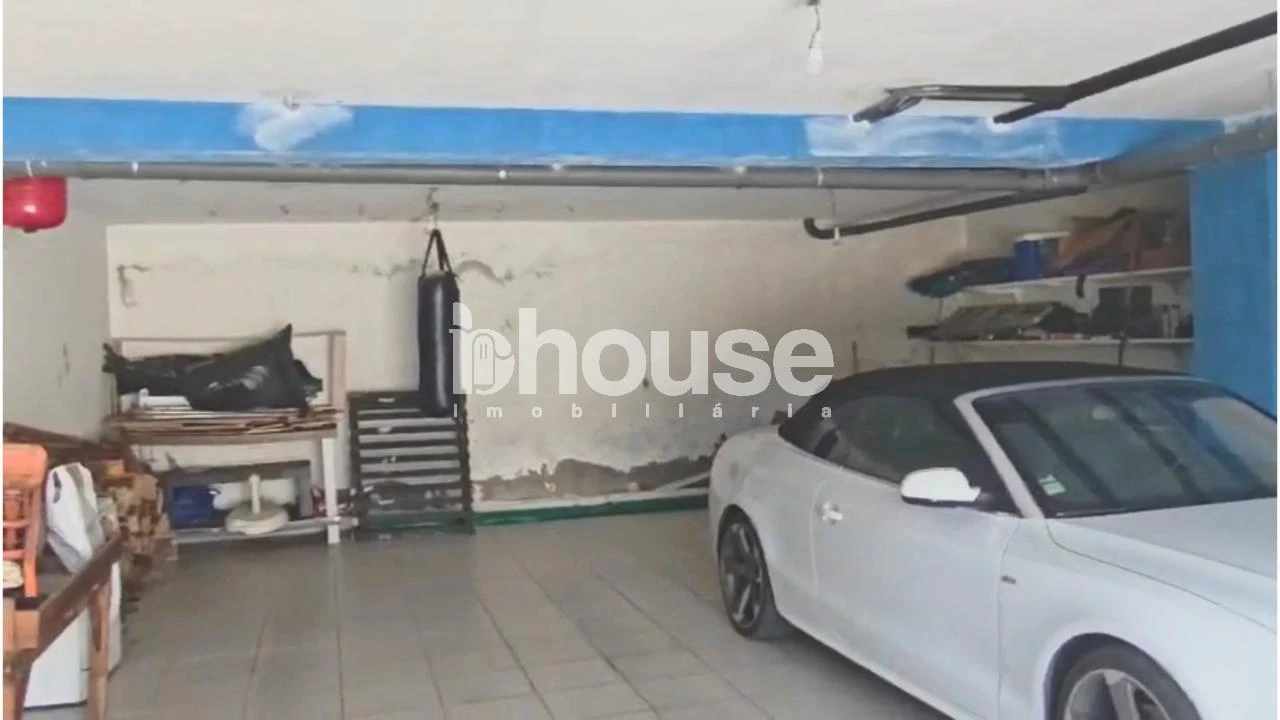 Moradia T3 para Venda em Perozelo Foto 31