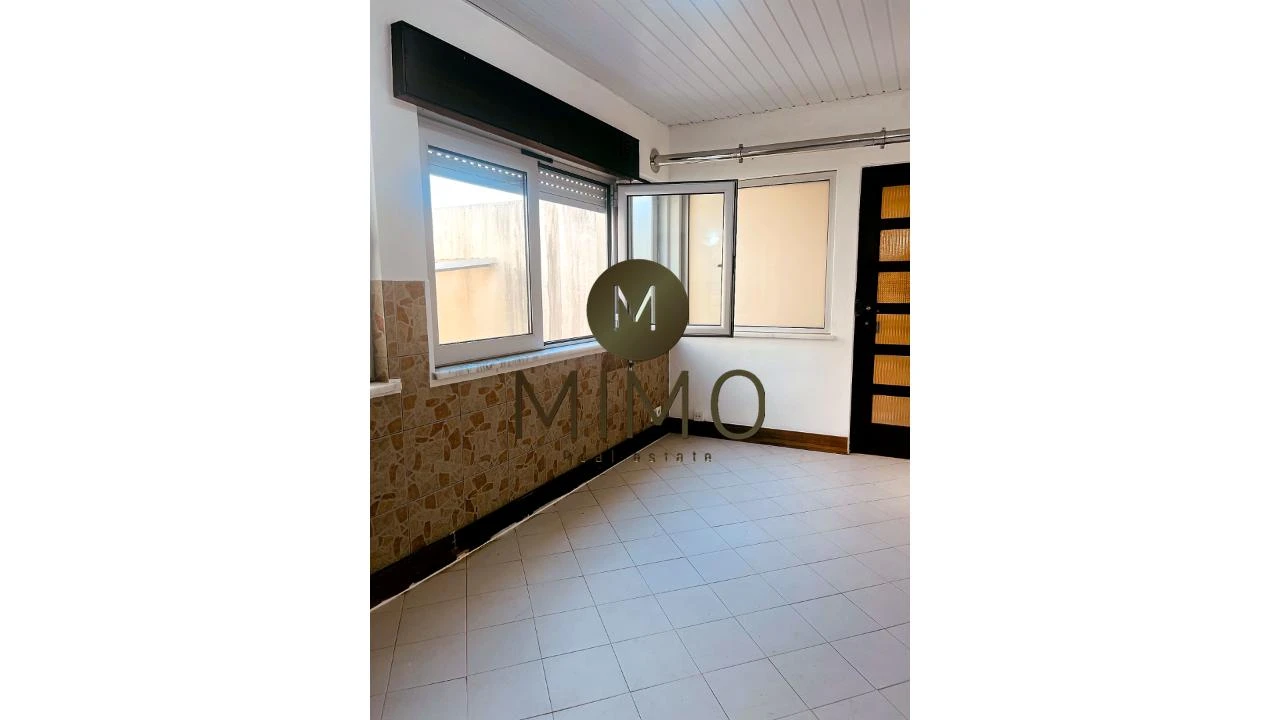Apartamento T2 para Arrendamento em Buarcos Foto 5