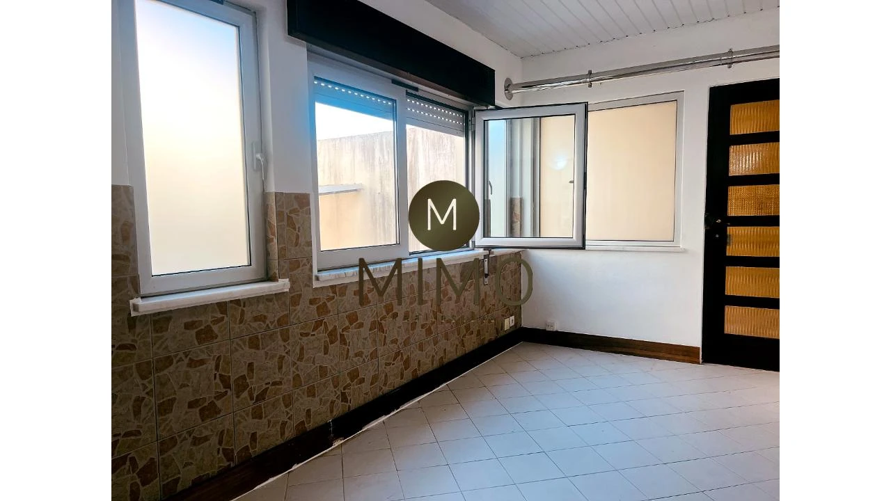 Apartamento T2 para Arrendamento em Buarcos Foto 6
