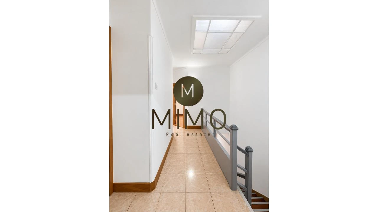 Apartamento T2 para Arrendamento em Buarcos Foto 17