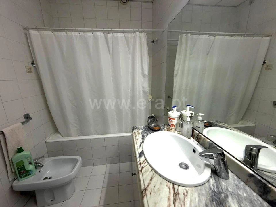 Apartamento T4 para Venda em Bonfim Foto 11