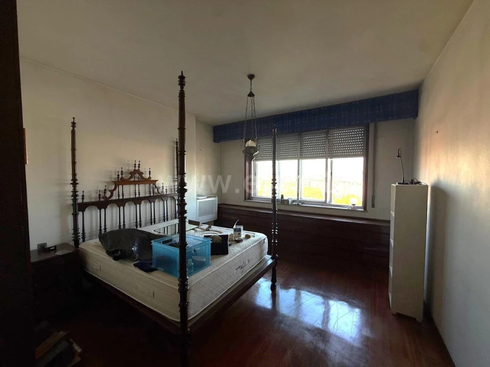 Apartamento T4 para Venda em Bonfim Foto 8
