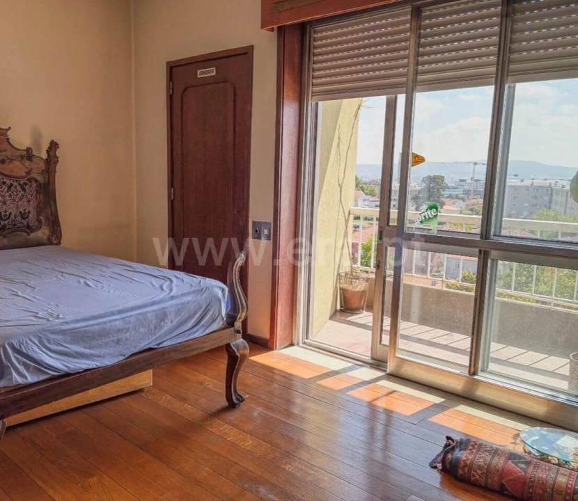 Apartamento T4 para Venda em Bonfim Foto 3