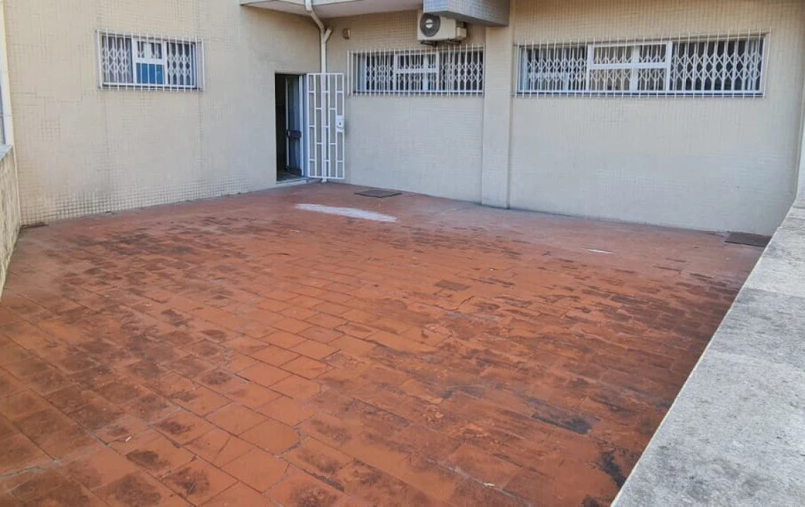 Loja para Arrendamento em Valongo Foto 11