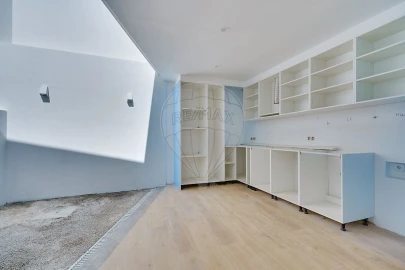 Moradia T3 para Venda em Oeiras e São Julião da Barra, Paço de Arcos e Caxias