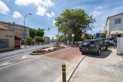 Moradia T3 para Venda em Oeiras e São Julião da Barra, Paço de Arcos e Caxias