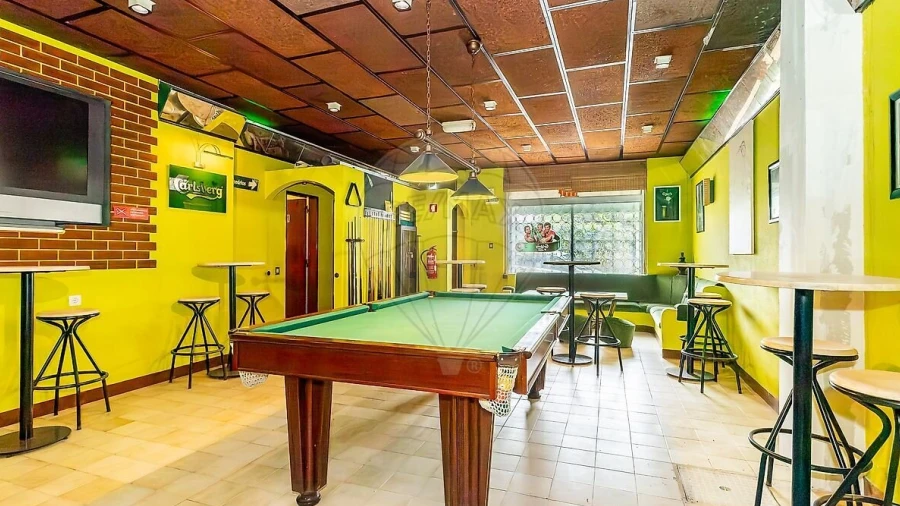 Armazém para Venda em Lumiar