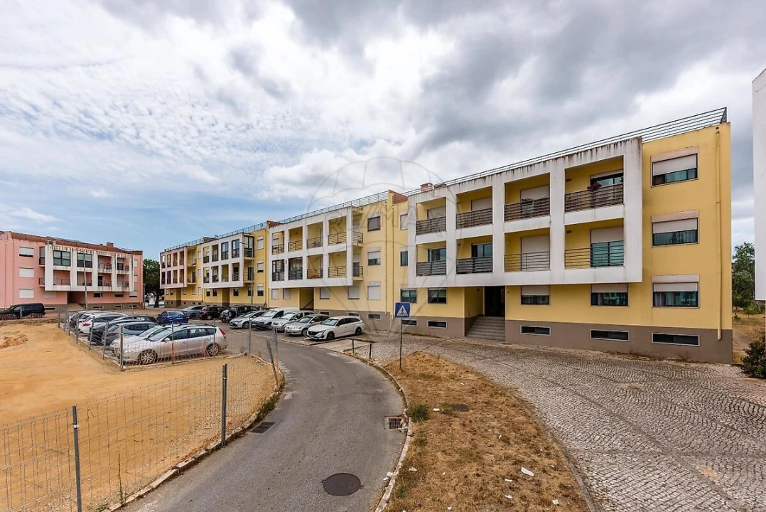 Apartamento T3 para Venda em Quinta do Anjo Foto 32