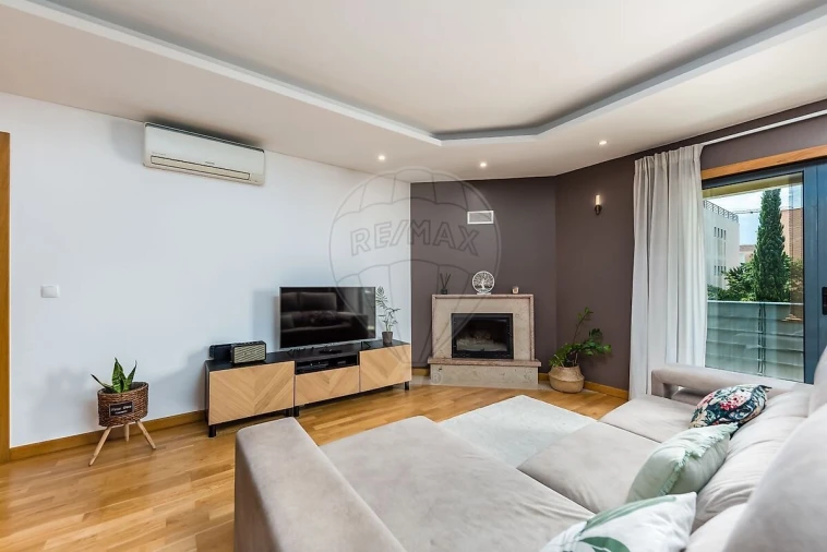 Apartamento T3 para Venda em Quinta do Anjo Foto 5