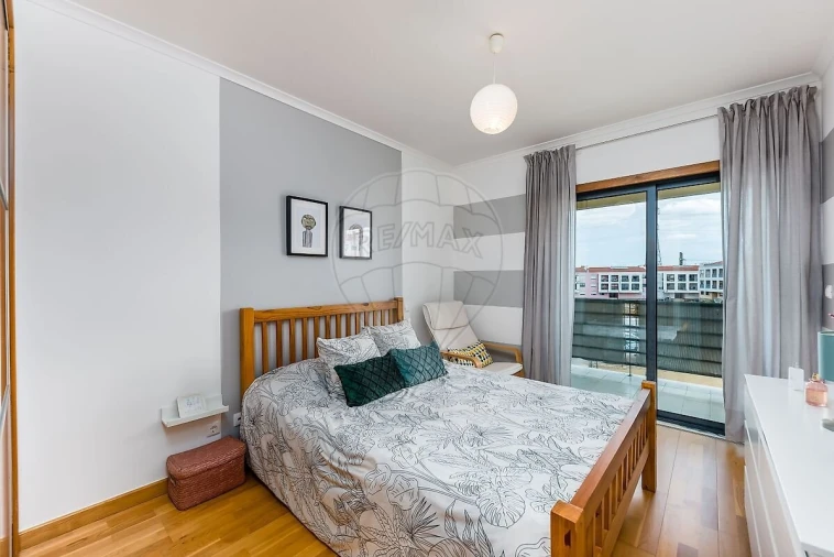 Apartamento T3 para Venda em Quinta do Anjo Foto 12