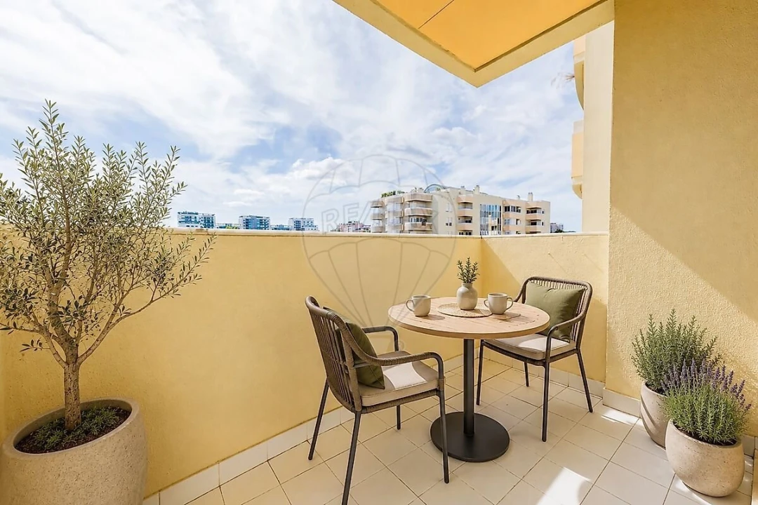 Apartamento T2 para Venda em Lumiar Foto 13