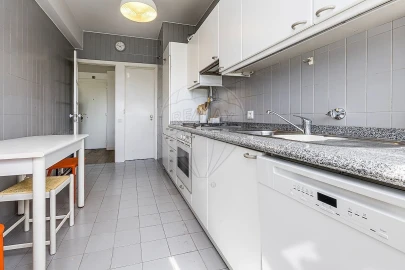 Apartamento T2 para Venda em Lumiar