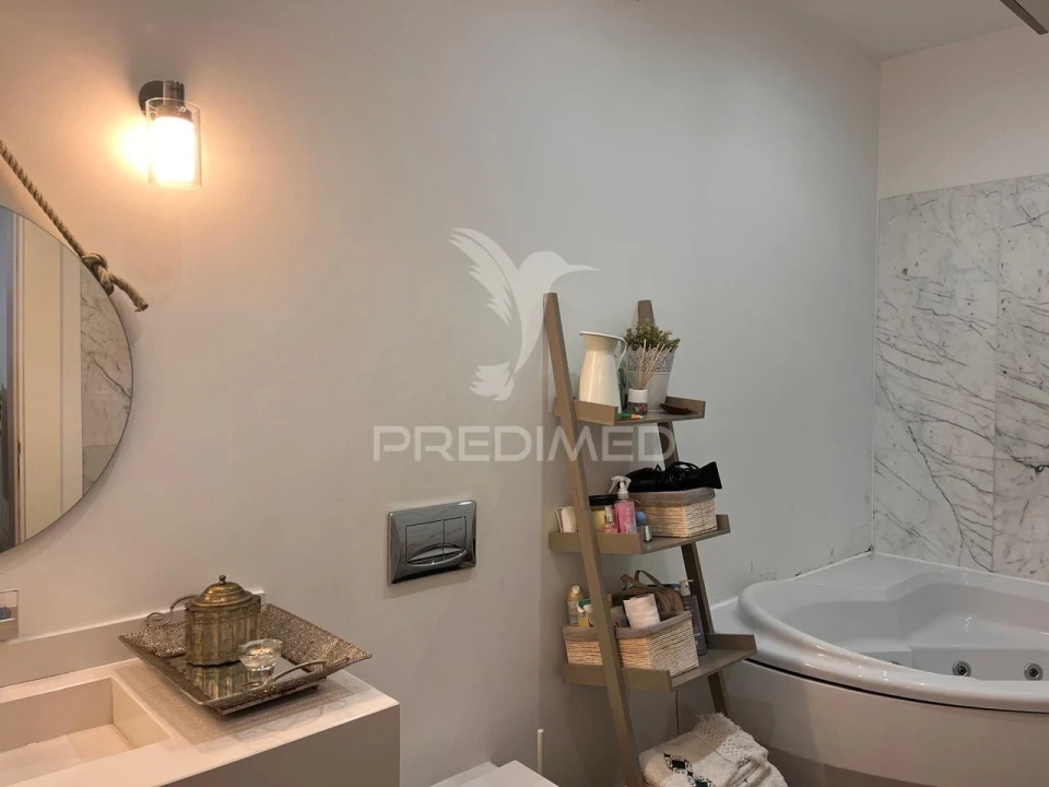 Apartamento T2 para Venda em Campolide Foto 21