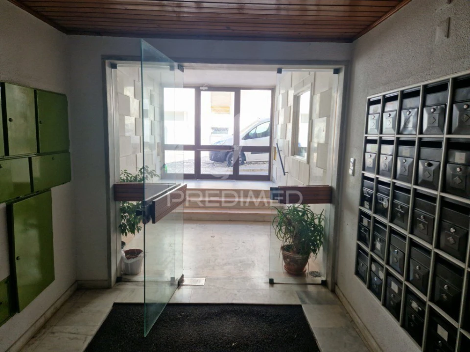 Apartamento T3 para Venda em Costa da Caparica Foto 11