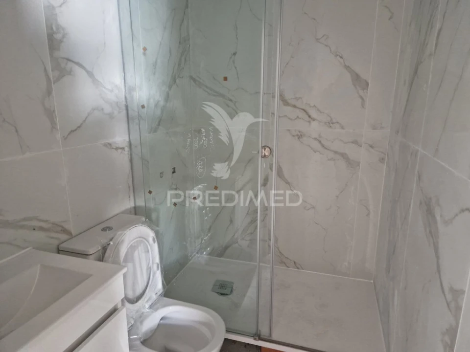 Apartamento T3 para Venda em Costa da Caparica Foto 39