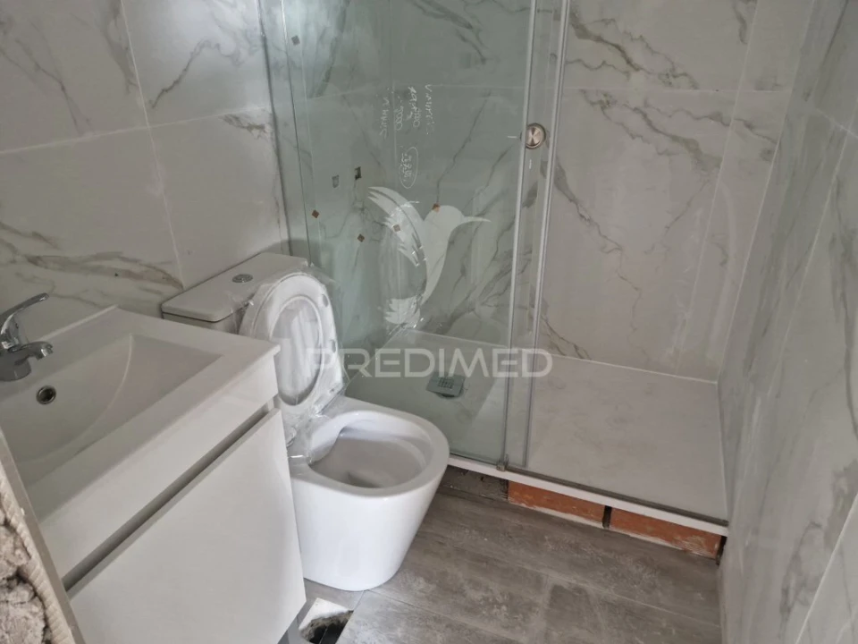 Apartamento T3 para Venda em Costa da Caparica Foto 40