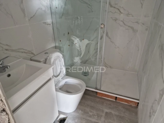 Apartamento T3 para Venda em Costa da Caparica Foto 40