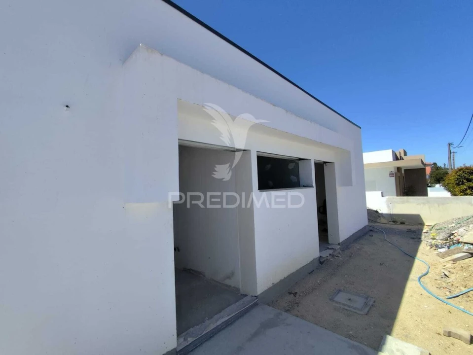 Moradia T2 para Venda em Amora Foto 6