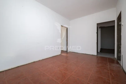 Moradia T2 para Venda em Urgezes
