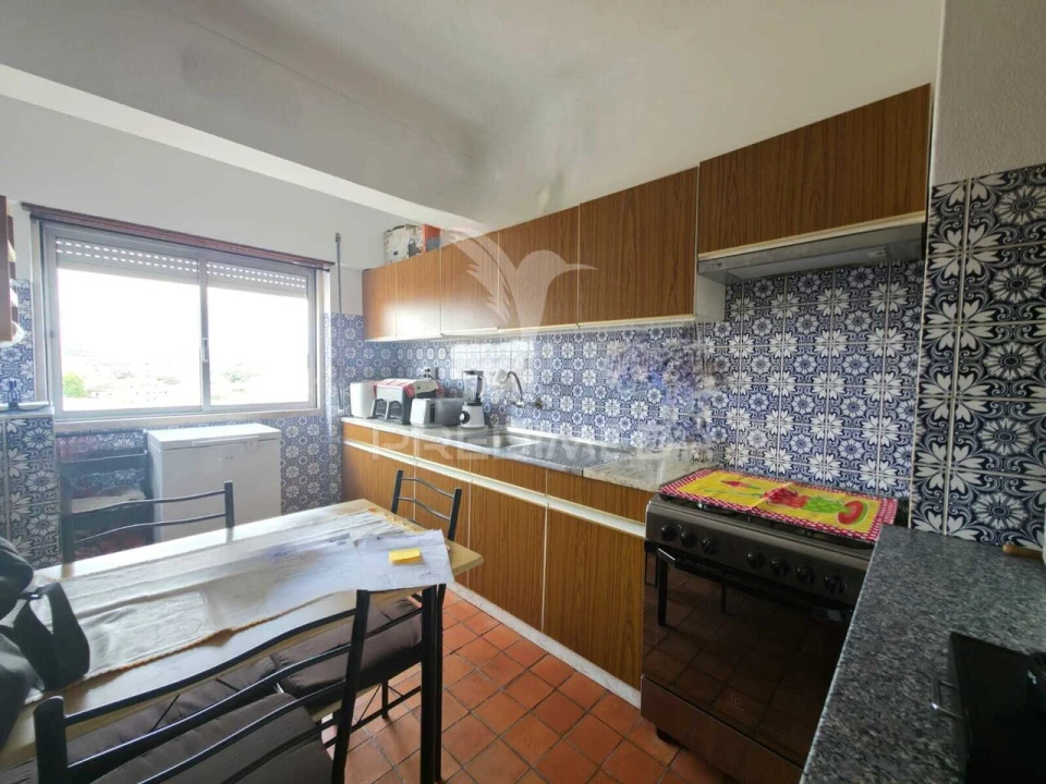Apartamento T3 para Venda em Rio Maior Foto 2