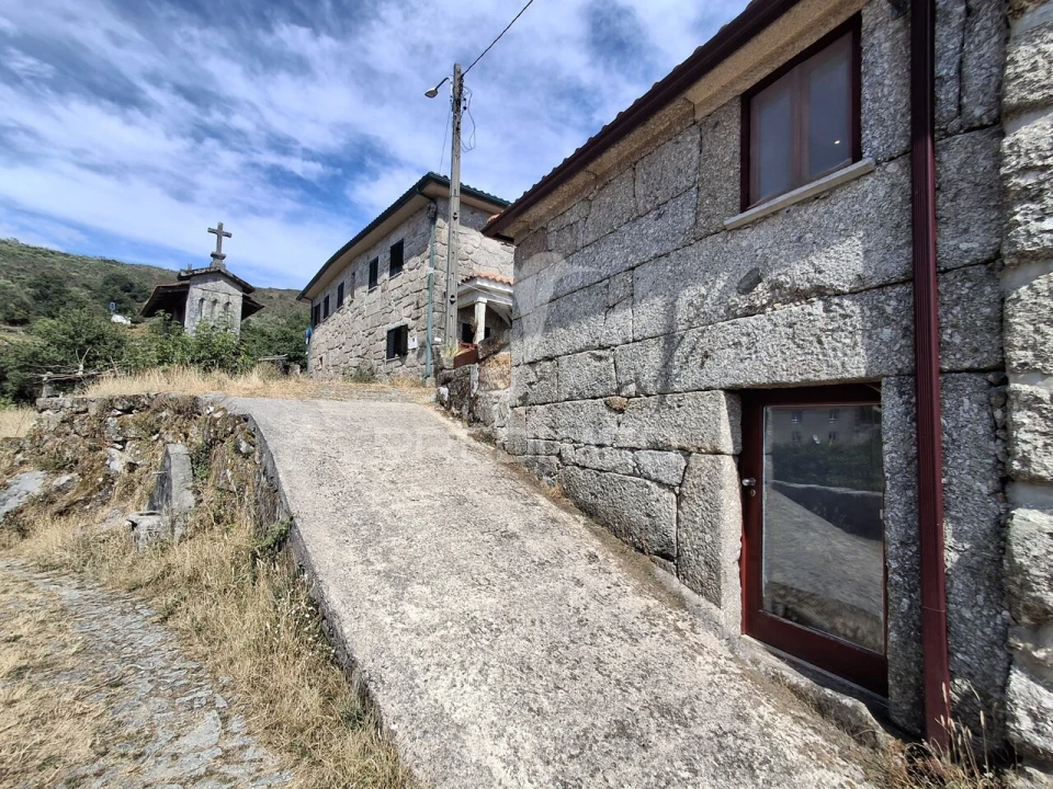 Moradia T2 para Venda em Aboim da Nóbrega e Gondomar Foto 2