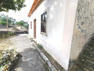 Moradia T3 para Venda em Chãos