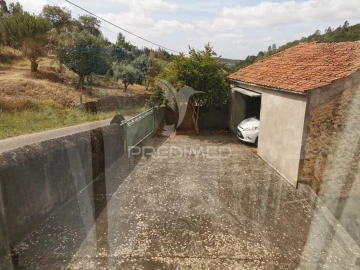 Moradia T3 para Venda em Chãos