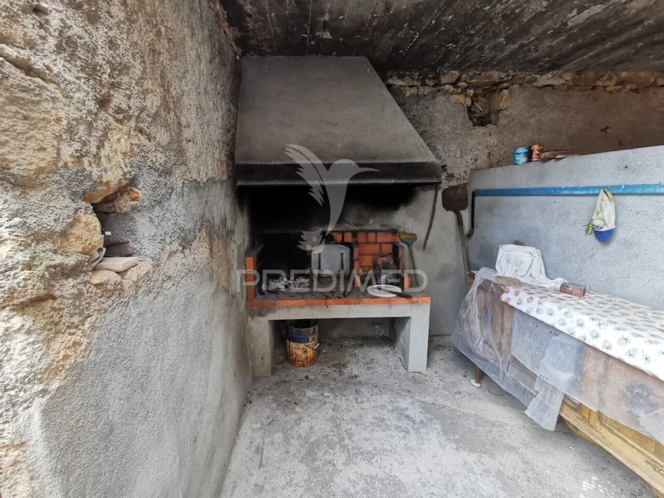 Moradia T3 para Venda em Chãos Foto 14