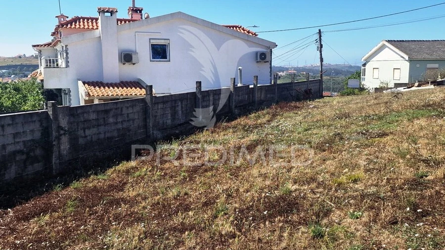 Terreno para Venda em Almargem do Bispo, Pêro Pinheiro e Montelavar