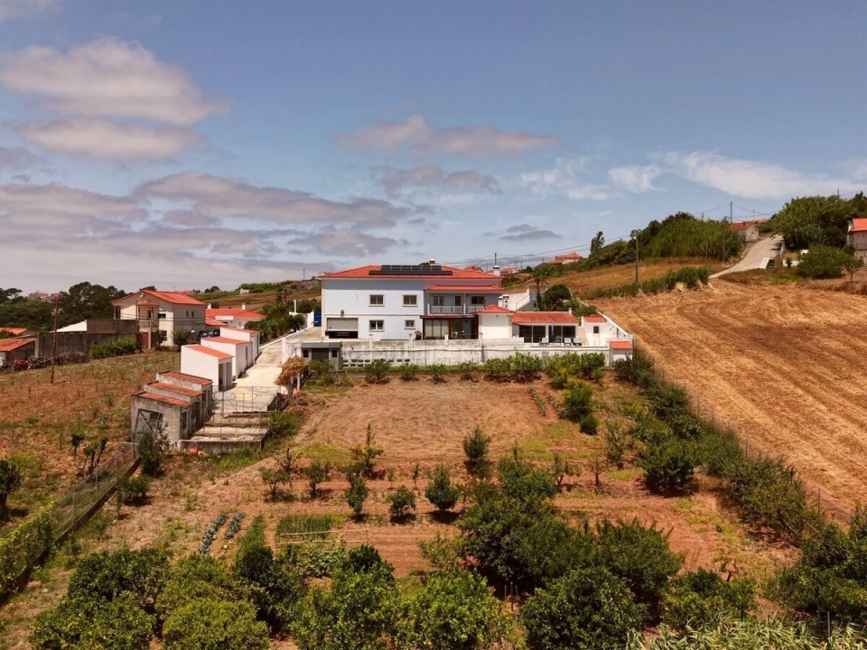 Moradia T5 para Venda em Vimeiro Foto 4