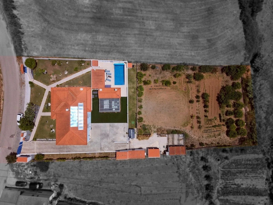 Moradia T5 para Venda em Vimeiro Foto 5