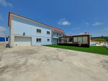 Moradia T5 para Venda em Vimeiro
