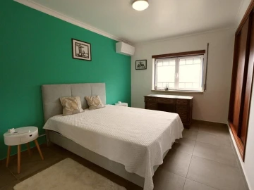 Moradia T5 para Venda em Vimeiro
