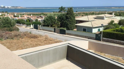 Moradia T4 para Venda em Odiaxere