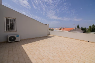 Apartamento T4 para Venda em Lagoa e Carvoeiro