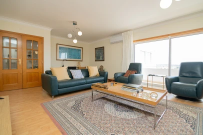 Apartamento T4 para Venda em Lagoa e Carvoeiro