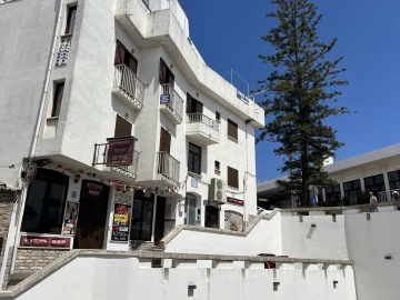 Loja para Venda em Albufeira e Olhos de Água