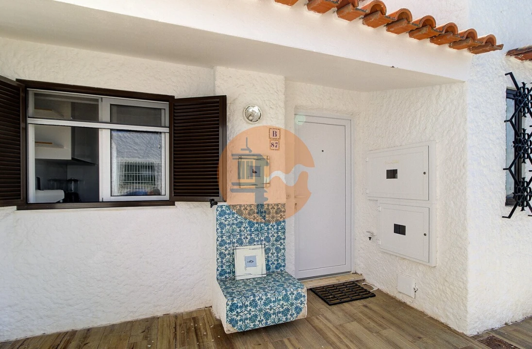 Moradia T2 para Venda em Monte Gordo Foto 4