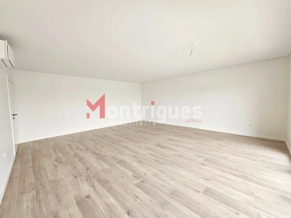 Apartamento T4 para Venda em Montijo e Afonsoeiro Foto 13