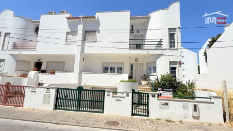Moradia T5 para Venda em Montijo e Afonsoeiro