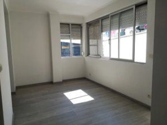 Apartamento T2 para Arrendamento em São Mamede de Infesta e Senhora da Hora Foto 8