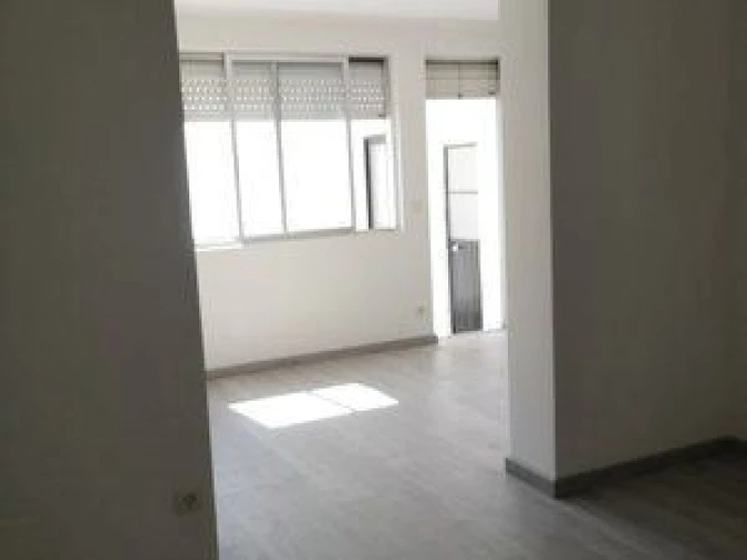 Apartamento T2 para Arrendamento em São Mamede de Infesta e Senhora da Hora Foto 9