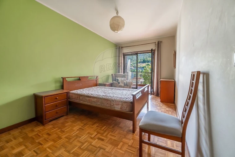 Apartamento T1 para Venda em Valongo Foto 13