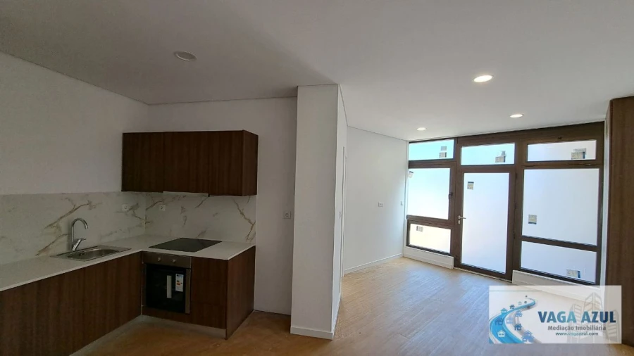 Apartamento T1 para Venda em Rio Tinto Foto 3