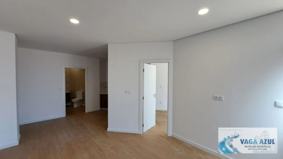 Apartamento T1 para Venda em Rio Tinto Foto 12