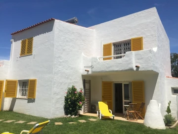 Moradia T4 para Venda em Albufeira e Olhos de Água